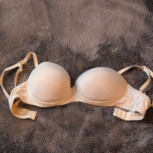 Elegant Cream Underwire Bra